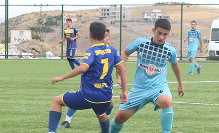 Kayseri U-17 Futbol Ligi sona erdi