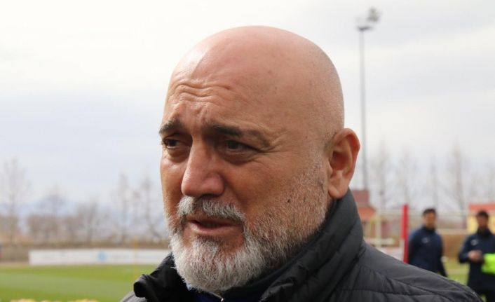 Kayserispor Teknik Direktörü Karaman istifa etti