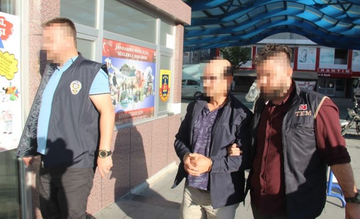Konya’daki FETÖ operasyonunda 10 şahıs tutuklandı