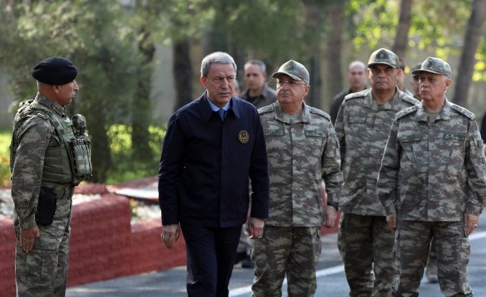 Milli Savunma Bakanı Akar: "Rejim ordusuna mensup 18 kişinin teslim edilmesi Ruslarla görüşülüyor"