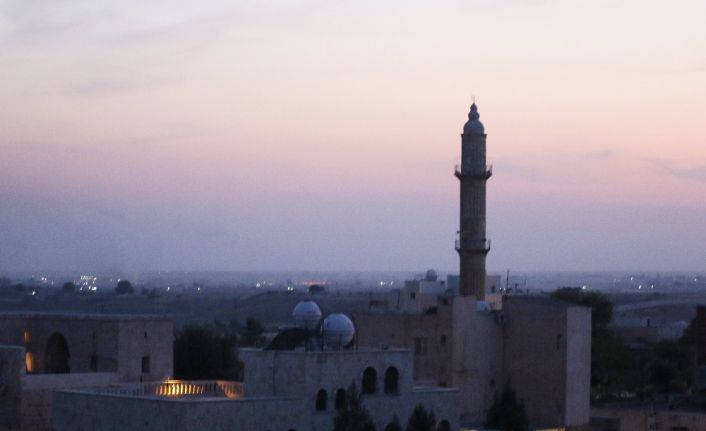 Nusaybin Kaymakamlığından uyarı: "Vatandaşların can güvenliği açısından evlerin zemin katlarına geçmeleri önemle rica olunur"