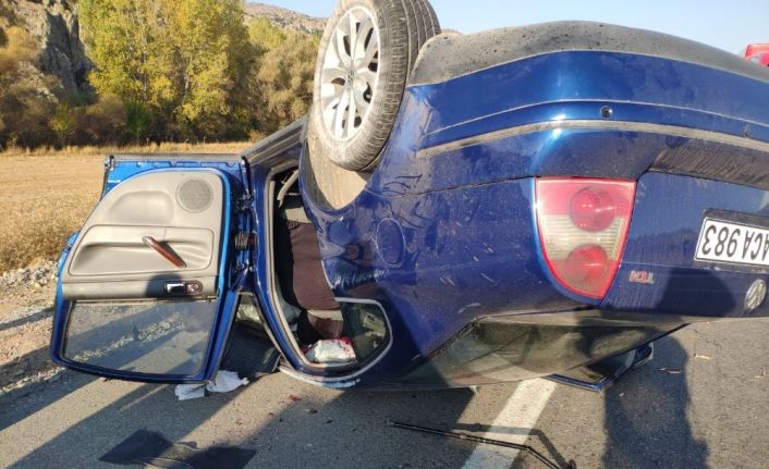 Otomobil takla attı: 1 ölü, 4 yaralı