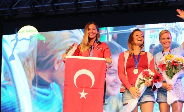 Şahika Ercümen: “Kaş’ın sıcak mavi suları bana dalışı çok sevdiriyor”