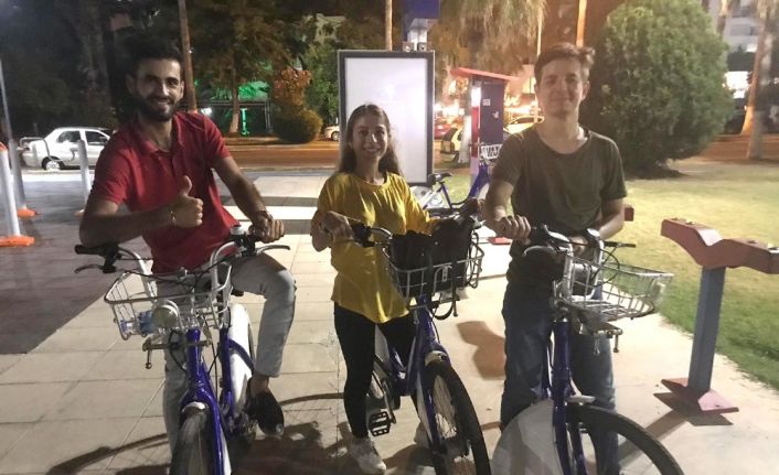 Sahildeki bisikletler Mersinlileri bekliyor