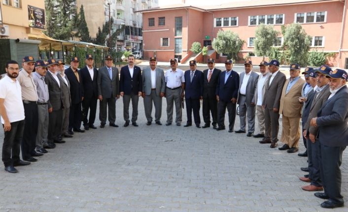 Şanlıurfalı gaziler 45 yıl önce savaştıkları yere gitti