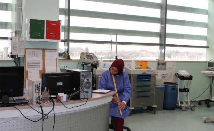 SAÜEAH’ta yoğun bakımda müzik terapi uygulaması başladı