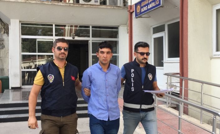 Sevgilisinin yanına gitmek için cep telefonu çaldı