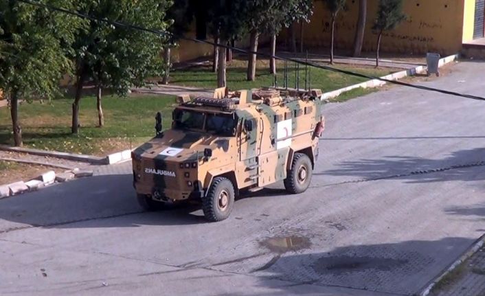 Sınırda askeri araç hareketliliği devam ediyor