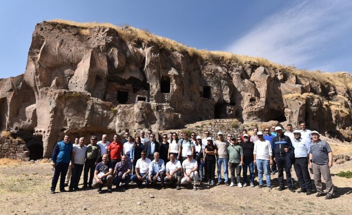 “Söğüt’ten Ahlat’a Kutlu Yolculuk”