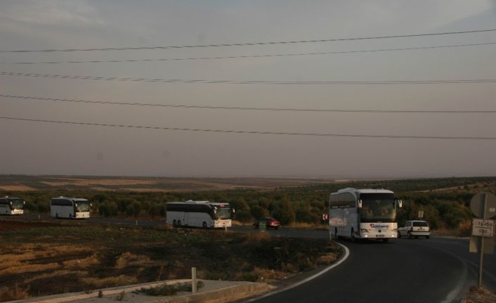 Suriye Milli Ordusu askerlerinin Fırat’ın doğusuna sevkıyatı sürüyor