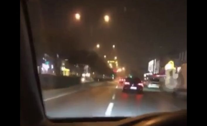 Alkollü sürücü 3 kişinin yaralandığı kazayı canlı yayınlamış