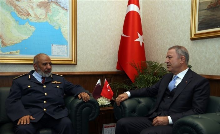 Bakan Akar, Katar Genelkurmay Başkanı Al-Ghanim ile bir araya geldi