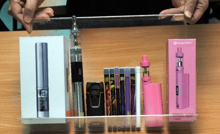 Çin, internet üzerinden e-sigara satışına son verdi