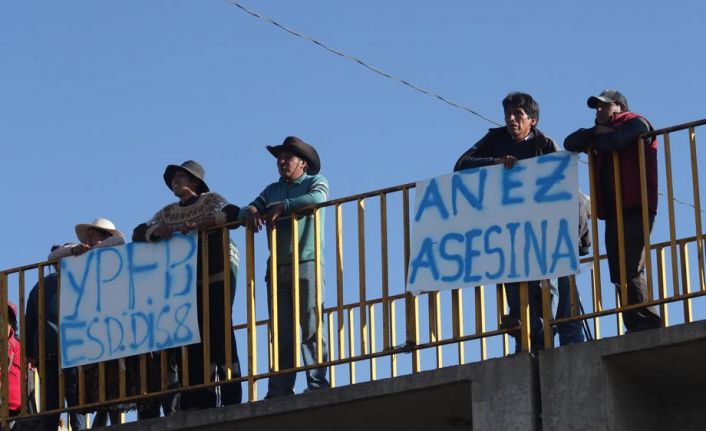 Eylemcilerden geçici devlet başkanı Anez’e 48 saat süre