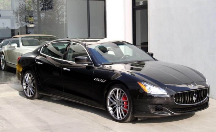 İcradan yarı fiyatına satılık ‘Maserati’