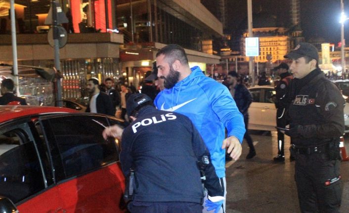 İstanbul’un 39 ilçesinde helikopter destekli ‘huzur uygulaması’