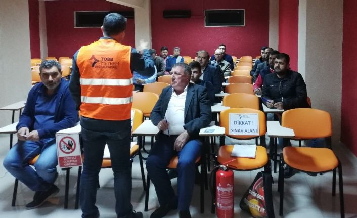 Mesleki yeterlilik belgesi olmayanlar araç alım-satım işlemi yapamayacak