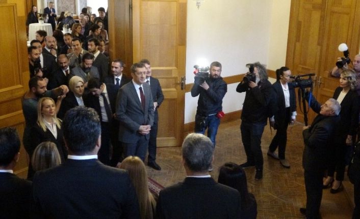 Milli Eğitim Bakanı Ziya Selçuk tanıtım toplantısına katıldı