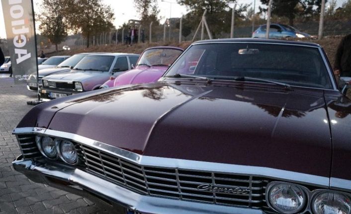 Modifiye tutkunları Kahramanmaraş’ta buluştu