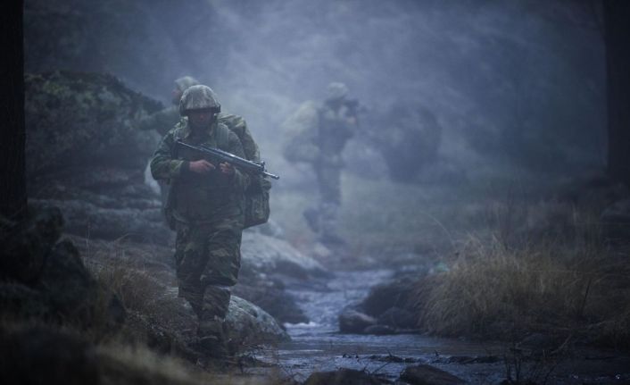 MSB: “Biri gri kategoride olmak üzere 4 PKK’lı terörist teslim oldu”