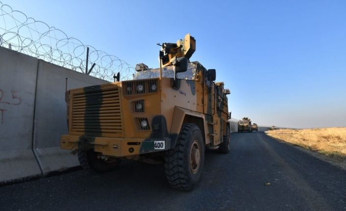 MSB: "Fırat’ın doğusunda Kamışlı-Derik sektöründe Türk ve Rus askeri unsurlarının, dörder araç ve İHA’larla iştirak ettiği yedinci ortak kara devriyesi icra edildi."