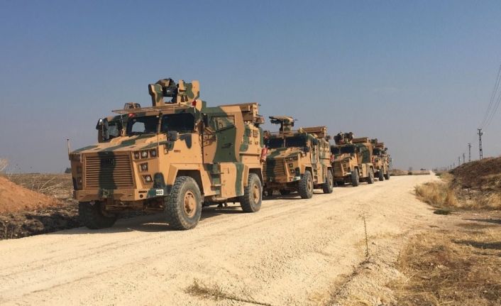 MSB: "Rusya Federasyonu ile 22 Ekim 2019 tarihinde Soçi’de varılan mutabakat çerçevesinde Türk ve Rus askeri unsurlarının ve İHA’ların iştirakiyle ilk ortak devriye Fırat’ın doğusundaki Derbesiye bölgesinde başladı."