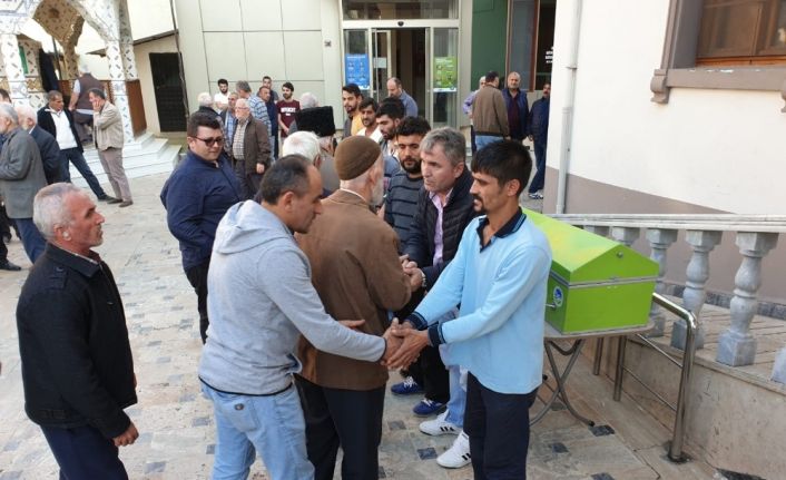 Yangında hayatını kaybeden iki çocuk son yolcuğuna uğurlandı