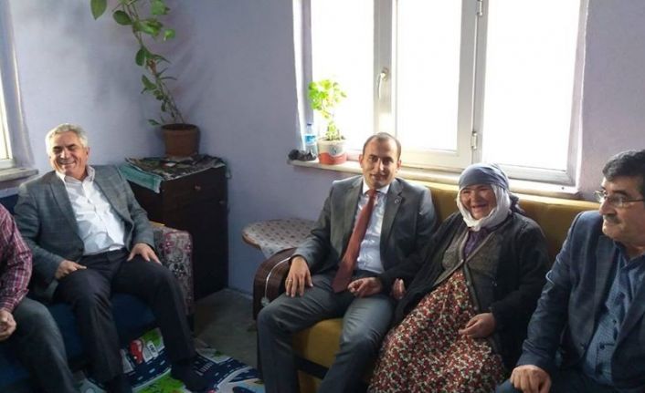 "Yaşlılarımızı ziyaret ederek devletimizle vatandaşımız arasındaki bağı güçlendiriyoruz"