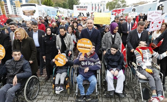 AK Parti İl Başkanı Şenocak: “Bizim iktidarımız döneminde yaklaşık 25 kat daha fazla sosyal yardım desteğimiz olmuştur”