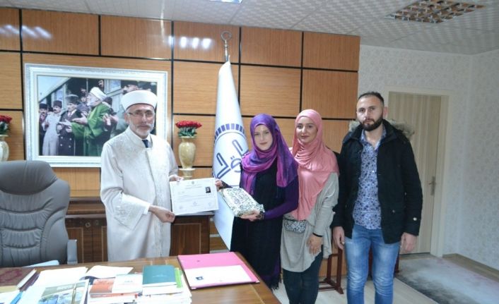 Alman, Leonie Balbina Balzer, Lale ismi ile Müslüman oldu