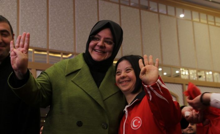 Bakan Selçuk: “Aralık ayının son haftasında engelli kardeşlerimizin kamu kurumlarına atanmasına dair bir kura töreni düzenleyeceğiz”