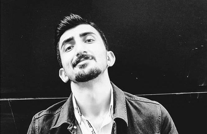 Taburcu olduktan sonra fenalaşarak ölen genci tedavi eden doktor hakim karşısında