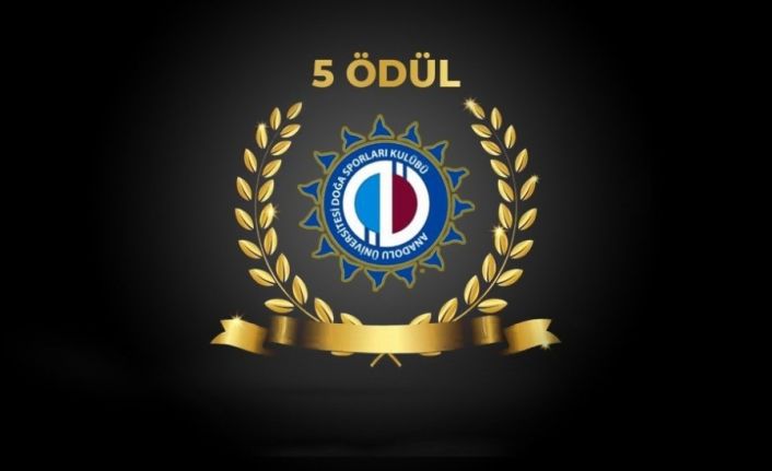 5 madalya ile dönen ANADOSK, Rektör Çomaklı’yı ziyaret etti