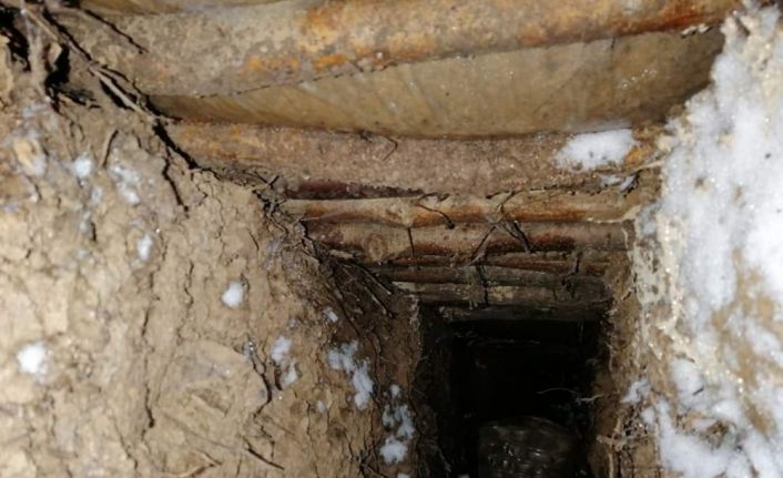 Bitlis’te terör örgütüne ait 3 odalı sığınak tespit edildi