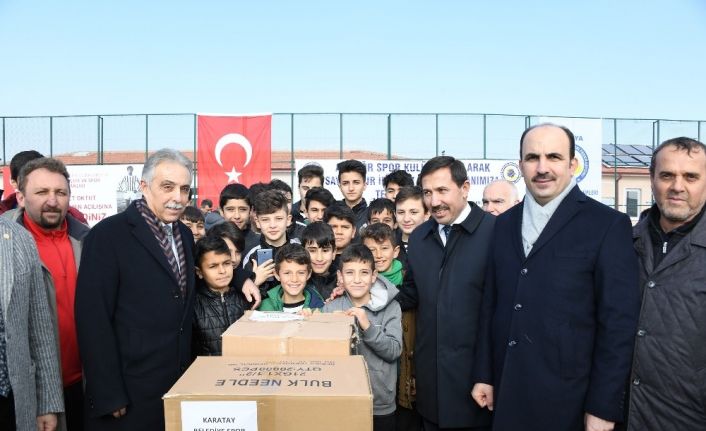 Büyükşehir’den amatör spor kulüplerine malzeme desteği