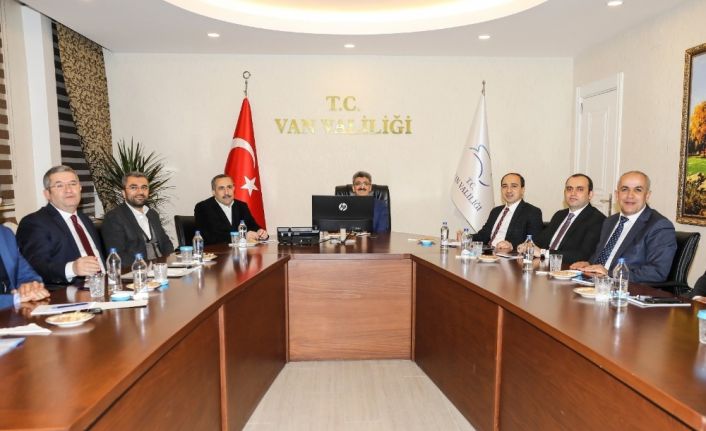 Çaldıran’da ‘Organize Sera Bölgesi’ kurma çalışması