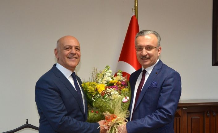 EBYÜ Rektör Yardımcısı Prof. Dr. Nalcıoğlu, rektör yardımcılığı görevinden alındı