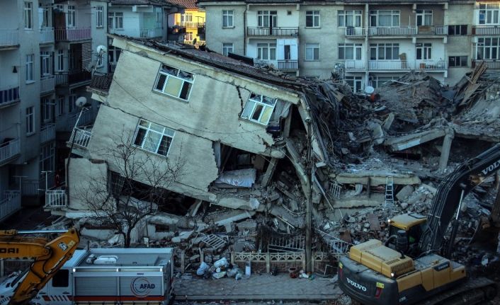 Elazığ’da arama kurtarma çalışmalarında 36 saat geride kaldı
