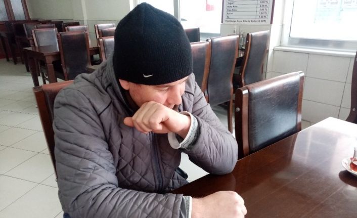 Hırsıza seslendi: "Vicdanın varsa o cüzdanı aldığın yere bırak"