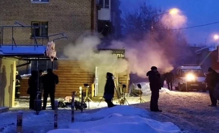 Rusya’da otelin yanından geçen sıcak su borusu patladı: 5 ölü
