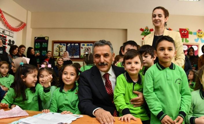 Vali Kaymak: "Çocuklarımızın iyi bir insan olarak geleceğe hazırlanmalarını çok önemsiyoruz"