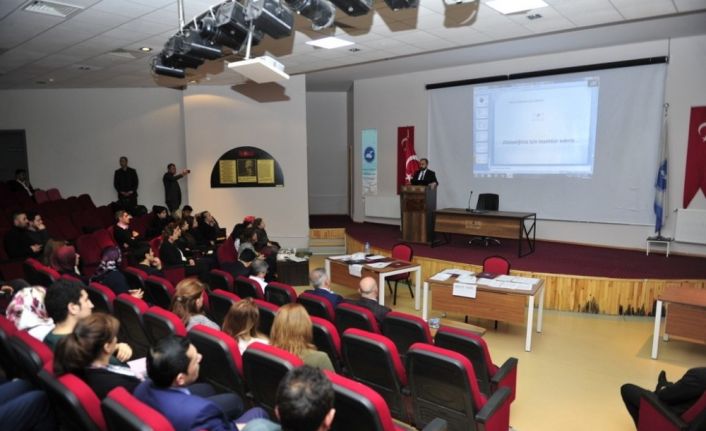 Dursun Odabaş Tıp Merkezi’nde  "İletişim, motivasyon ve tükenmişlik sendromu semineri" verildi