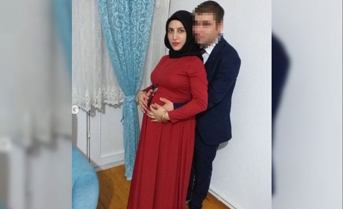 Kazada ölen 8 aylık hamile kadının bebeğinin tedavisi devam ediyor