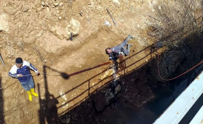 11 köyü besleyen boru hattındaki arızanın giderilmesiyle 5 gün sonra suya kavuştular