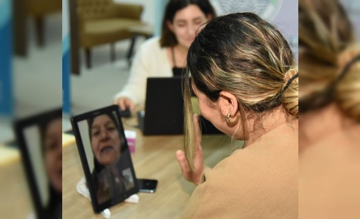 65 yaş ve üstüne korona virüs kaygısını aşmaları için psikolojik destek