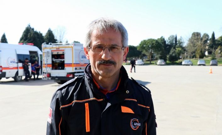 AFAD Sakarya Müdürü Hüseyin Kaşkaş, deprem haftasında vatandaşları uyardı