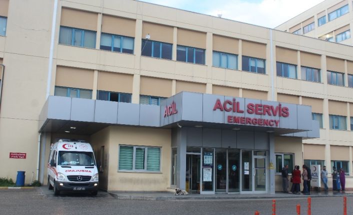 Antalya’da 3 kişi korona virüs ihbarıyla kontrol amaçlı hastaneye götürüldü