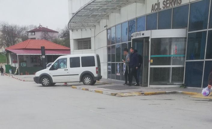 Bafra’da gençler arasında bıçaklı kavga: 1 yaralı