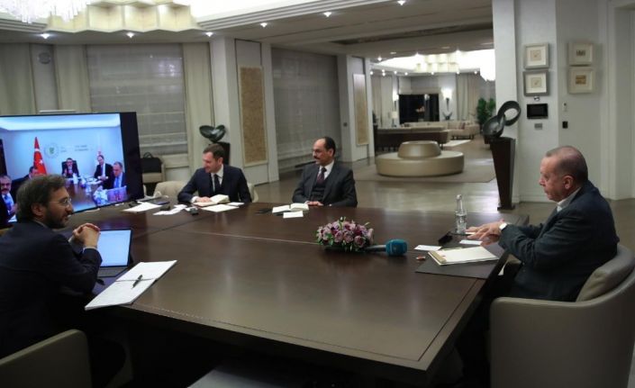 Bakan Dönmez: “Bor katkılı el dezenfektanının seri üretimine başlıyoruz”