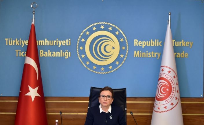 Bakan Pekcan: "Bakü-Tiflis-Kars demiryolu 2 bin 500 ton kapasiteyle bütün ticaret dünyasının hizmetine açık"